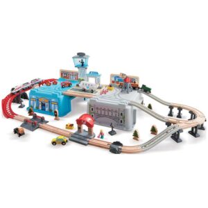 Hape Mega Metropoli: Set Ferroviario Cittadino da 80 Pezzi con Treno a Batteria