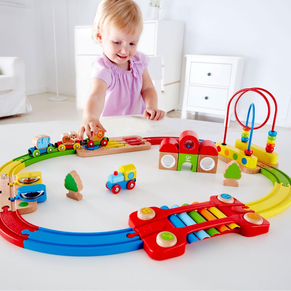 Hape Set Pista Treno Stazione Arcobaleno