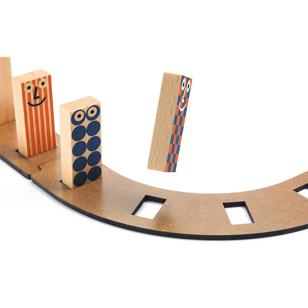Djeco Zig & Go Junior - Racer - 51 Pezzi Il Gioco di Reazione a Catena per Piccoli Costruttori!